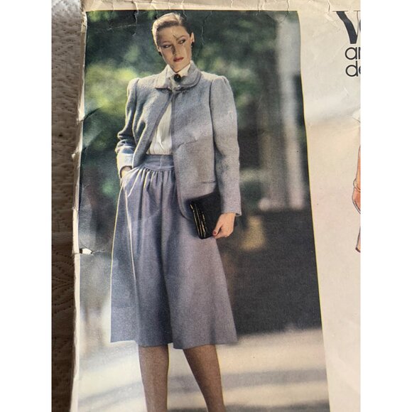 Vogue Misses Jacket Skirt Sewing Pattern 2629 Sz 16 - Uncut - Picture 2 of 10